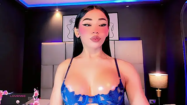 Snapshot of Aleisha_Beaumont chatting on August 2026 09:17:01 PM Aleisha Beaumont online show from August 2026 09:17:01 PM