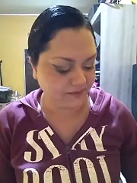 Darklilithrose1  online show from May 2026 05:09:02 PM