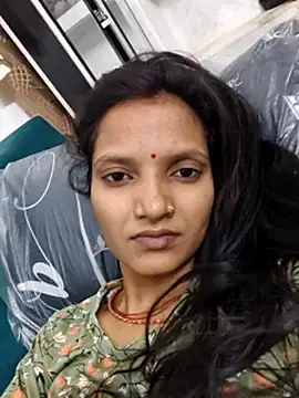 Snapshot of SS_sanjna chatting on May 2026 06:31:02 AM SS sanjna online show from May 2026 06:31:02 AM