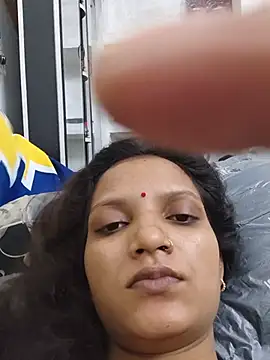 Snapshot of SS_sanjna chatting on June 2026 10:40:02 AM SS sanjna online show from June 2026 10:40:02 AM