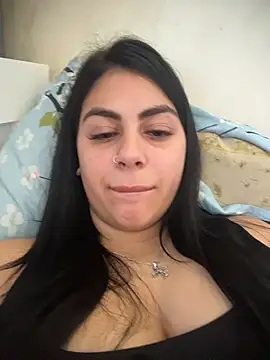Snapshot of LilyLovell chatting on May 2026 11:04:02 AM LilyLovell online show from May 2026 11:04:02 AM
