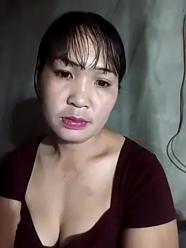 Snapshot of Beola-mi chatting on April 2026 08:57:02 PM Beola-mi online show from April 2026 08:57:02 PM
