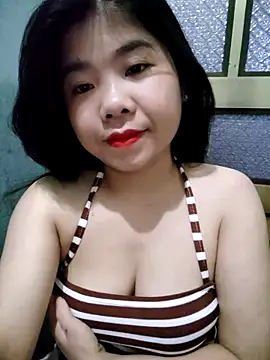 Snapshot of Ayti01 chatting on June 2026 04:52:02 AM Ayti01 online show from June 2026 04:52:02 AM