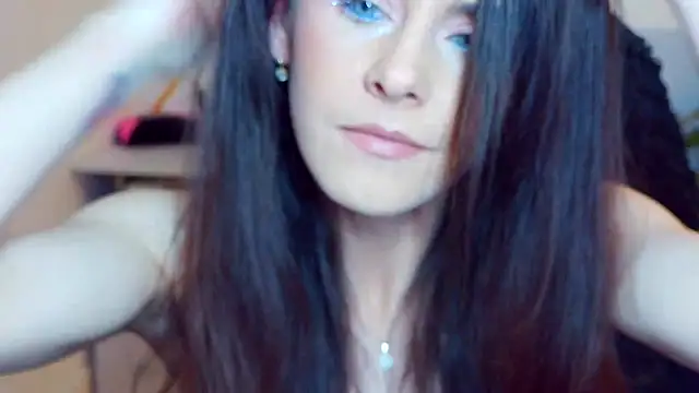 Snapshot of khalessi13 chatting on April 2026 09:02:02 PM khalessi13 online show from April 2026 09:02:02 PM
