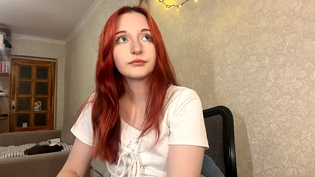 EvaAu online show from April 2026 03:36:02 PM