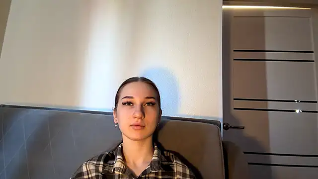 OliviaBuckaloo online show from April 2026 12:47:02 PM