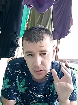 Snapshot of PanAlessio69 chatting on May 2026 10:13:01 AM PanAlessio69 online show from May 2026 10:13:01 AM