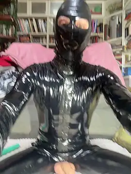 crazytranny online show from May 2026 09:39:02 AM