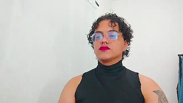 Snapshot of Diane_exotic chatting on April 2026 12:19:02 AM Diane exotic online show from April 2026 12:19:02 AM