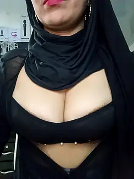 nadia  abaud online show from December 2024 03:14:02 AM