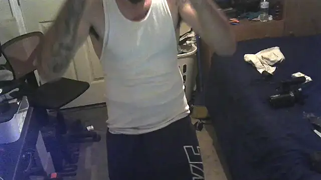 Snapshot of Johnny1991Blunt chatting on May 2026 02:41:01 AM Johnny1991Blunt online show from May 2026 02:41:01 AM