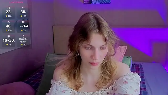 Snapshot of Emily_Cartex chatting on July 2026 05:42:02 AM Emily Cartex online show from July 2026 05:42:02 AM