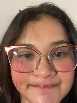 Snapshot of Lily____ chatting on July 2026 02:09:01 AM Lily online show from July 2026 02:09:01 AM