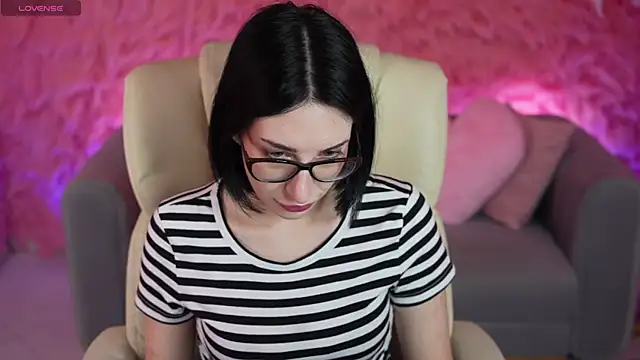 KettyFlo online show from April 2026 06:17:02 PM