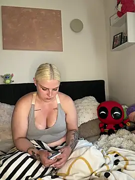 Snapshot of josi-420 chatting on July 2026 06:31:01 AM josi-420 online show from July 2026 06:31:01 AM