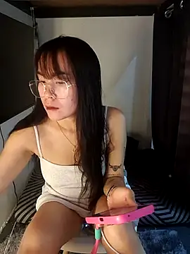 Bad bish21 online show from August 2026 07:10:02 AM