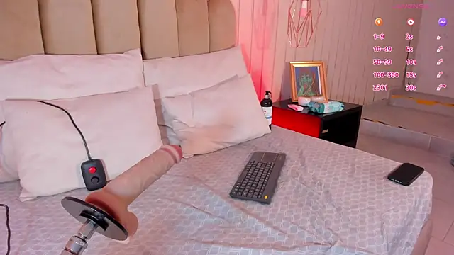 Snapshot of nicki-west chatting on June 2026 08:55:02 PM nicki-west online show from June 2026 08:55:02 PM