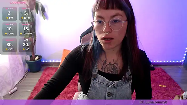 Snapshot of Nyxie8 chatting on May 2026 08:04:02 PM Nyxie8 online show from May 2026 08:04:02 PM
