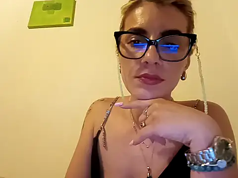 Snapshot of Goddess-Anne chatting on June 2026 08:53:02 PM Goddess-Anne online show from June 2026 08:53:02 PM
