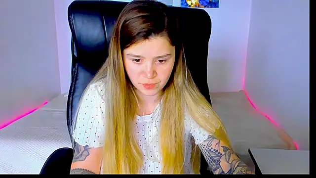 Snapshot of Natali_Secret chatting on May 2026 10:36:01 AM Natali Secret online show from May 2026 10:36:01 AM