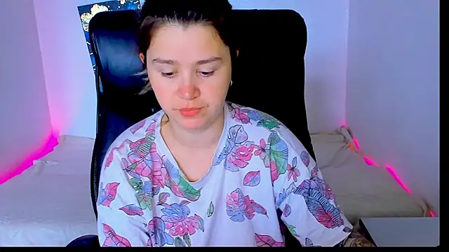 Snapshot of Natali_Secret chatting on May 2026 11:06:01 AM Natali Secret online show from May 2026 11:06:01 AM
