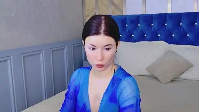 Gina lima online show from June 2026 08:32:02 PM