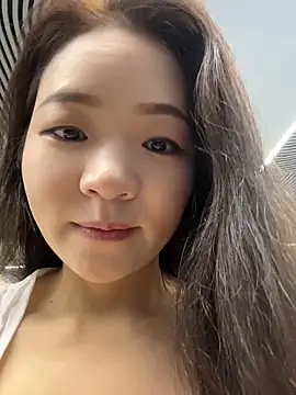 xiaochengzi505 online show from June 2026 01:17:02 AM
