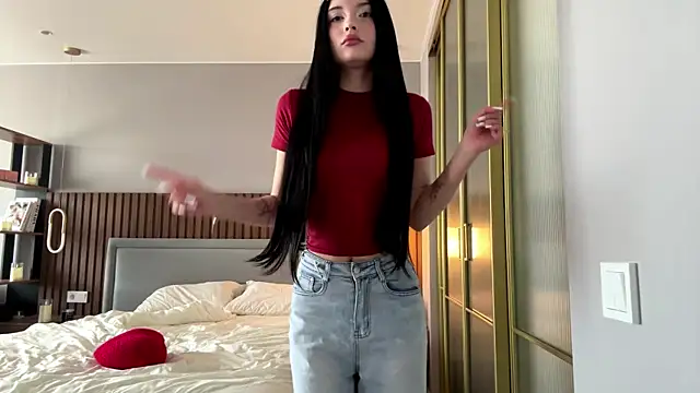 MerlynPoor online show from May 2026 06:20:02 AM