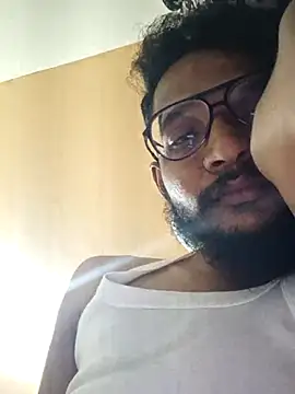 Snapshot of kangaroo_man1 chatting on May 2026 10:32:02 AM kangaroo man1 online show from May 2026 10:32:02 AM