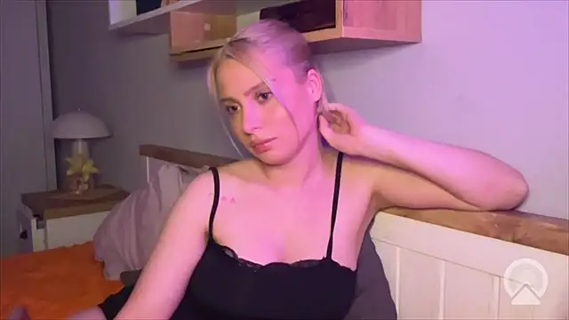 SweetPunisherr online show from July 2026 09:28:02 PM