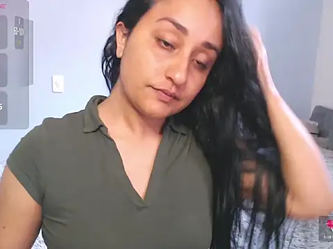 Snapshot of erotic_lov chatting on May 2026 08:39:01 PM erotic lov online show from May 2026 08:39:01 PM