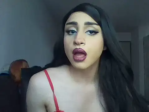 Snapshot of AliceSparkle13 chatting on May 2026 07:10:01 PM AliceSparkle13 online show from May 2026 07:10:01 PM