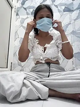 sassyygurl online show from May 2026 03:06:02 PM