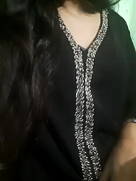 Snapshot of Your_khushi71 chatting on May 2026 05:28:01 PM Your khushi71 online show from May 2026 05:28:01 PM