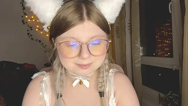 YukiBlush online show from June 2026 08:22:02 PM