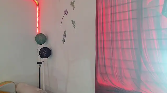 Bebecita Hot online show from May 2026 07:11:02 PM