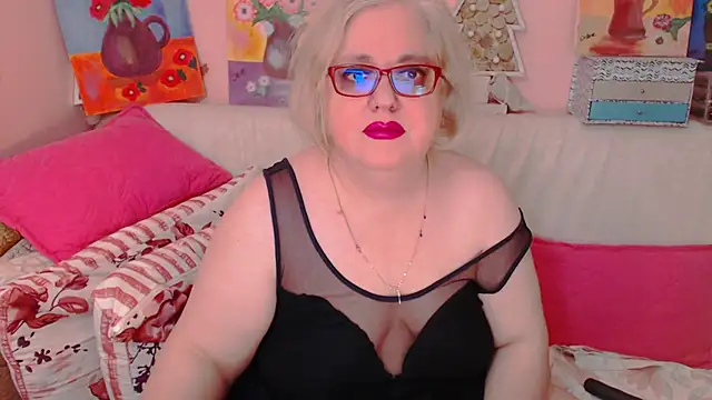 Snapshot of Maturelove_xxx chatting on May 2026 06:48:02 PM Maturelove xxx online show from May 2026 06:48:02 PM