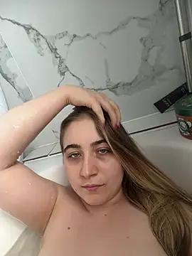 Taylormillie471 online show from May 2026 01:16:02 PM