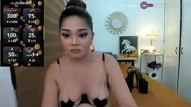 Snapshot of curly_tops69 chatting on May 2026 09:37:02 AM curly tops69 online show from May 2026 09:37:02 AM
