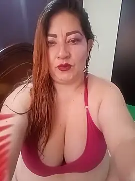 Snapshot of Morchis_esmeralda chatting on May 2026 04:45:01 PM Morchis esmeralda online show from May 2026 04:45:01 PM