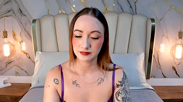 Snapshot of Hannah_Lane chatting on August 2026 12:21:01 PM Hannah Lane online show from August 2026 12:21:01 PM