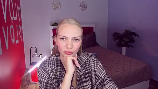 Snapshot of NancyGlamour chatting on June 2026 09:36:02 AM NancyGlamour online show from June 2026 09:36:02 AM