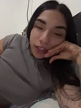 Snapshot of InesD_Arcy chatting on May 2026 12:26:01 AM InesD Arcy online show from May 2026 12:26:01 AM
