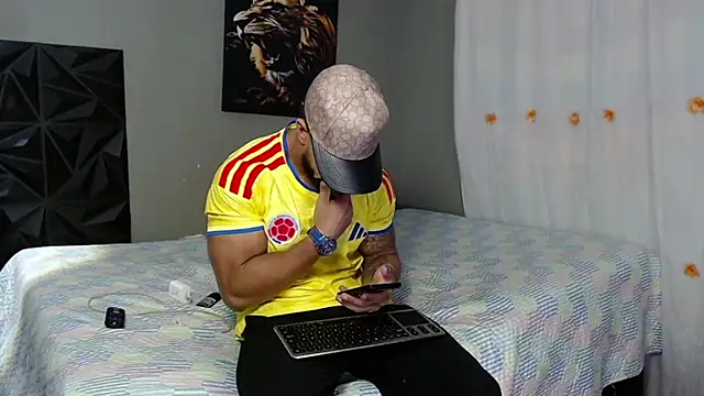 Snapshot of JACOB_BECKET chatting on June 2026 10:48:02 PM JACOB BECKET online show from June 2026 10:48:02 PM