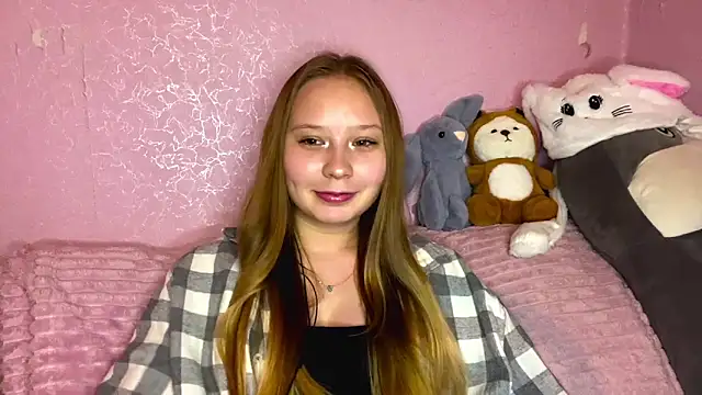 MertieVandusen online show from May 2026 02:46:01 PM