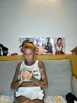 Sarah-Daniels online show from May 2026 12:21:01 PM