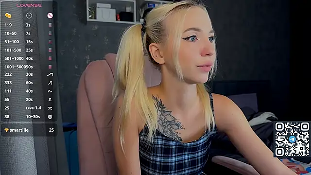 Sabrinkaaa online show from June 2026 06:43:02 PM