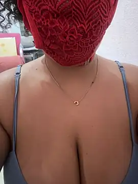 medusa mimada online show from May 2026 03:11:01 PM