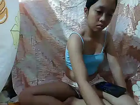 Snapshot of Yours_AsianPinayGirl18 chatting on May 2026 10:41:02 PM Yours AsianPinayGirl18 online show from May 2026 10:41:02 PM