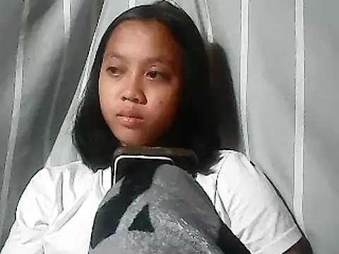 Snapshot of Yours_AsianPinayGirl18 chatting on June 2026 08:58:01 PM Yours AsianPinayGirl18 online show from June 2026 08:58:01 PM